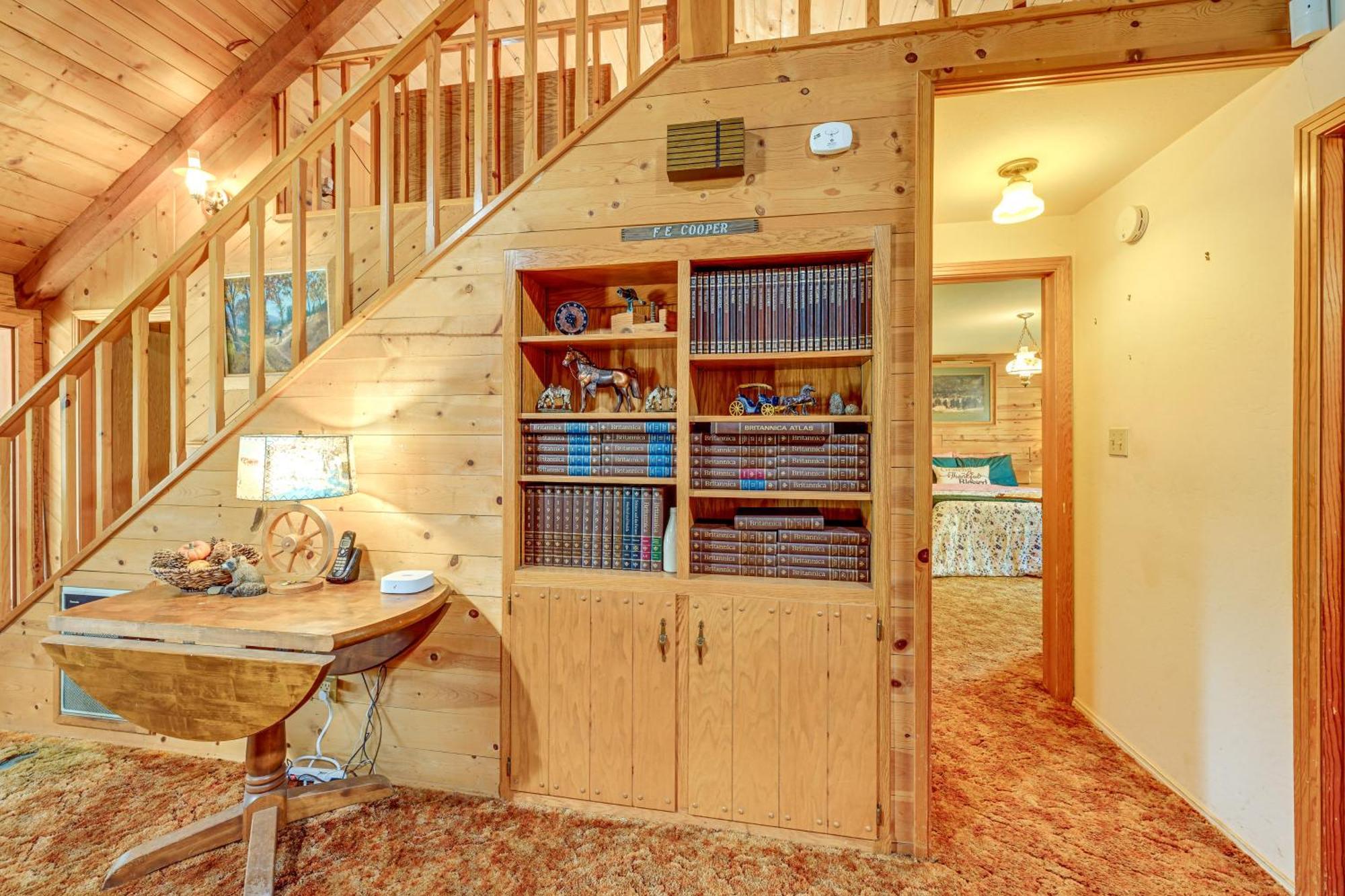 Cozy Family-Friendly Badger Retreat With Fireplace! Buitenkant foto