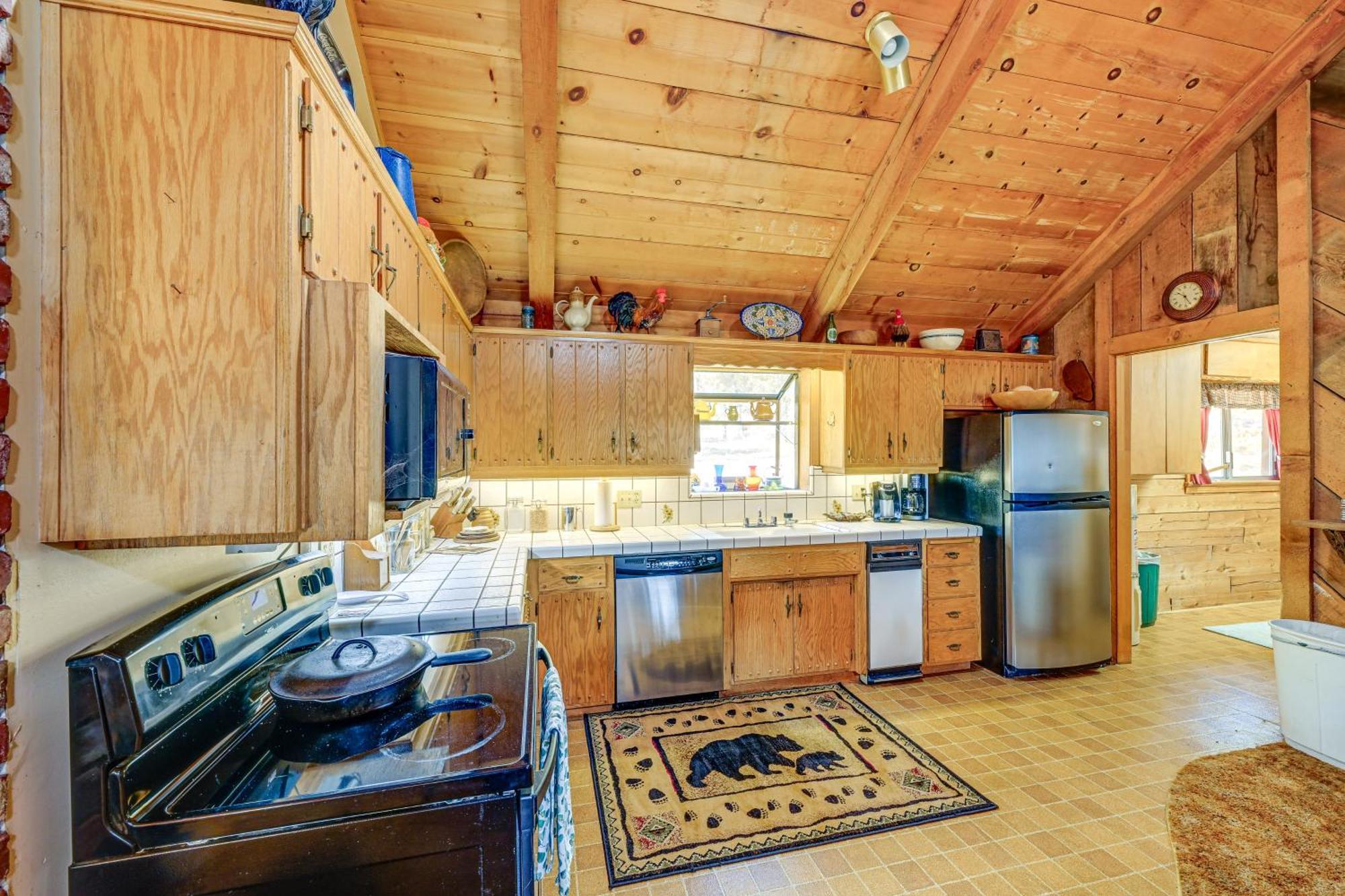 Cozy Family-Friendly Badger Retreat With Fireplace! Buitenkant foto