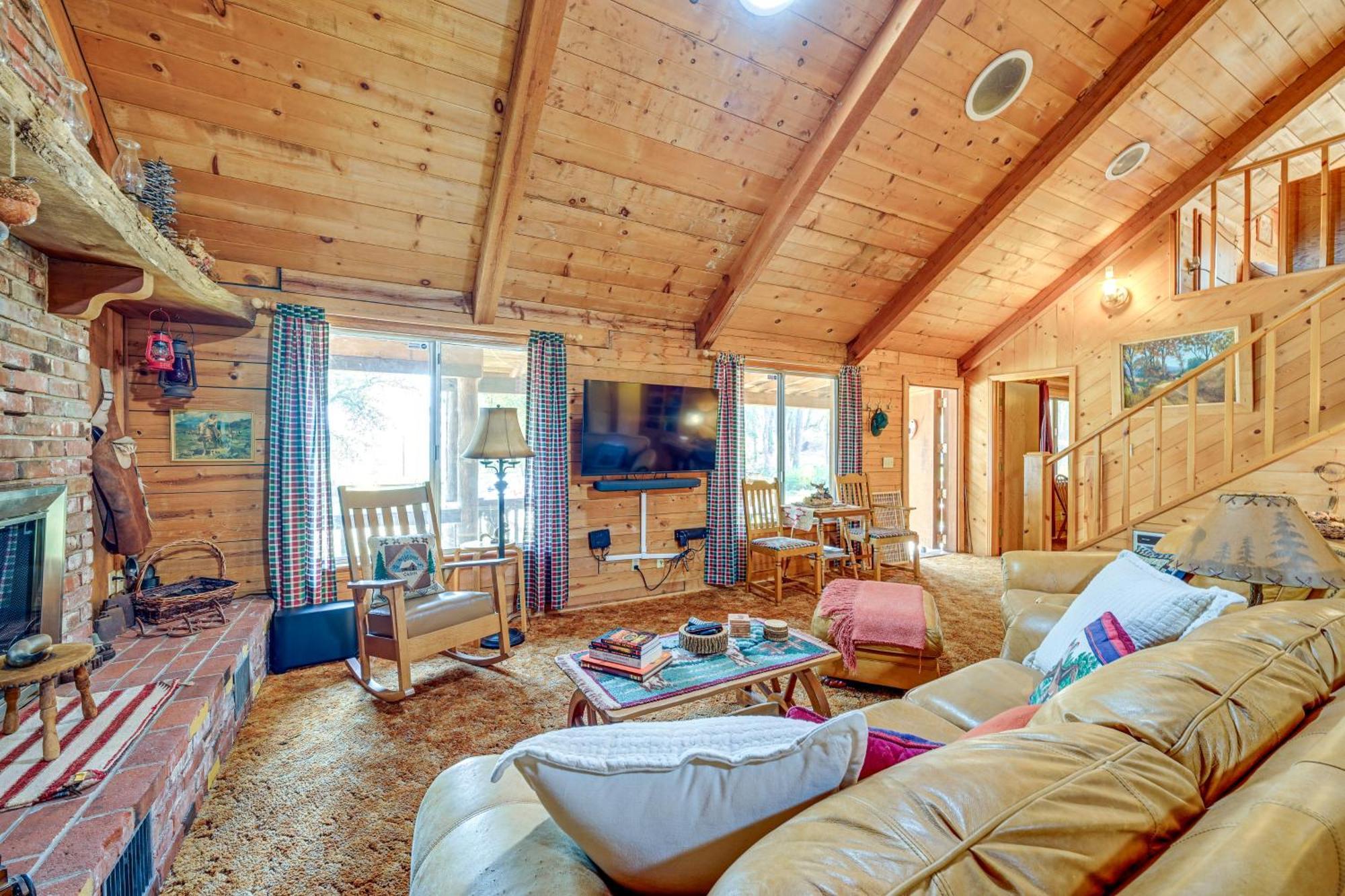 Cozy Family-Friendly Badger Retreat With Fireplace! Buitenkant foto